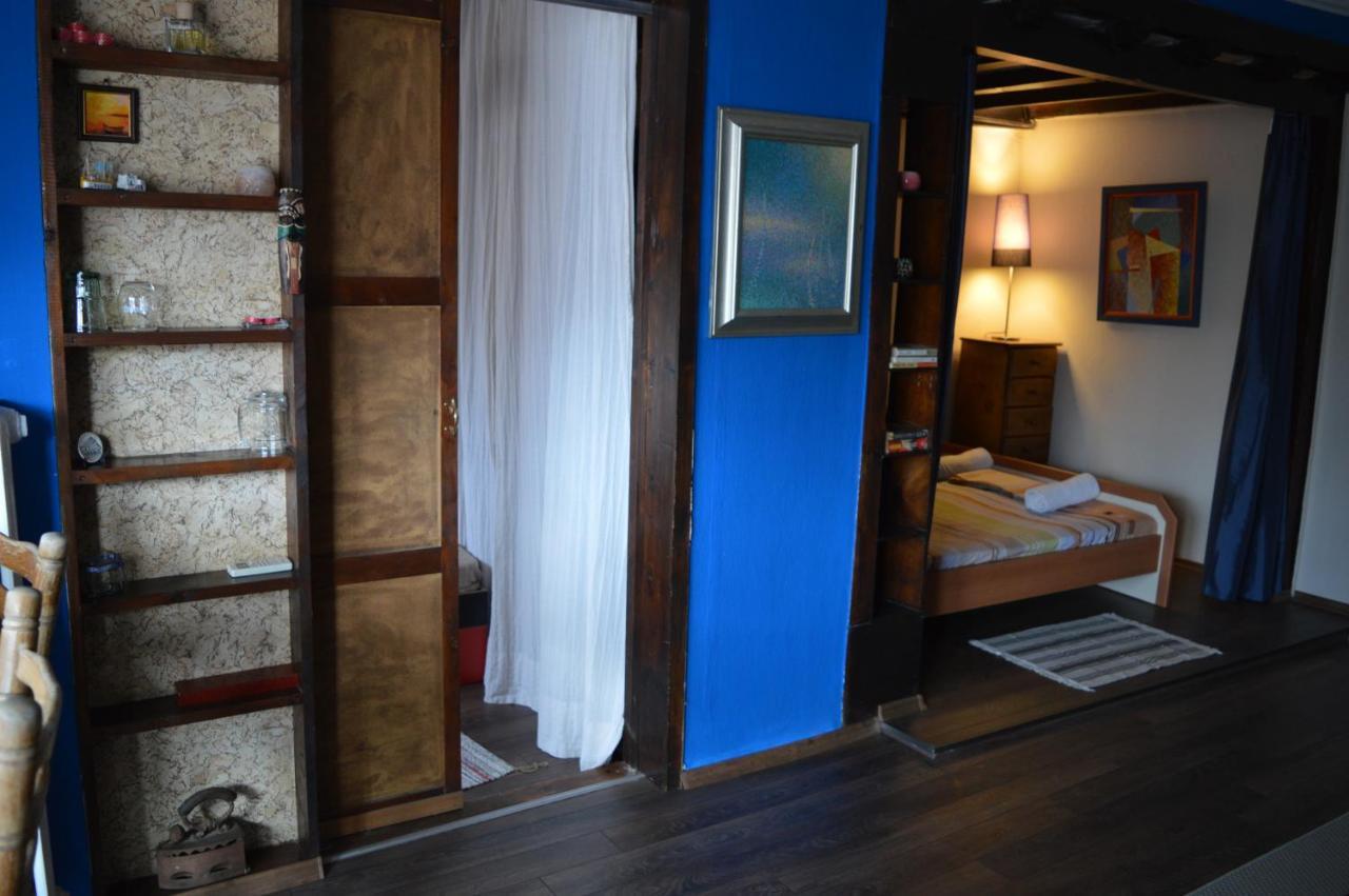 Atelier 9 - Art Mansard Studio Sofia Luaran gambar