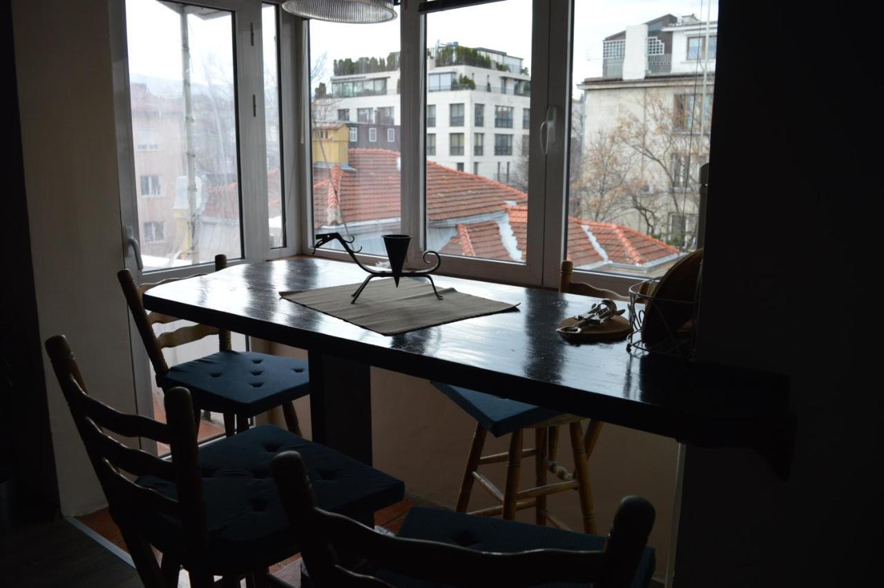 Atelier 9 - Art Mansard Studio Sofia Luaran gambar